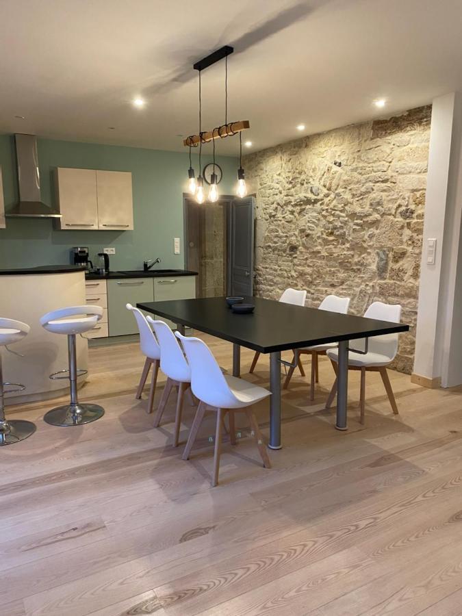 Une Evidence Tendance Et Design Ornans Exteriér fotografie